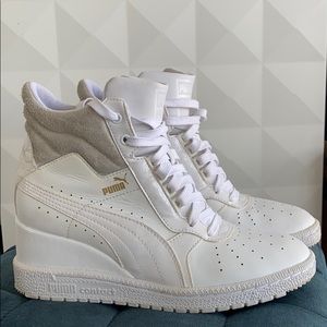 Puma Advantage wedge sneaker